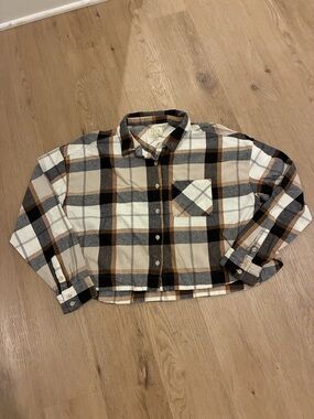 Thread & Supply Cropped Plaid Button-Down in White, Black & Brown